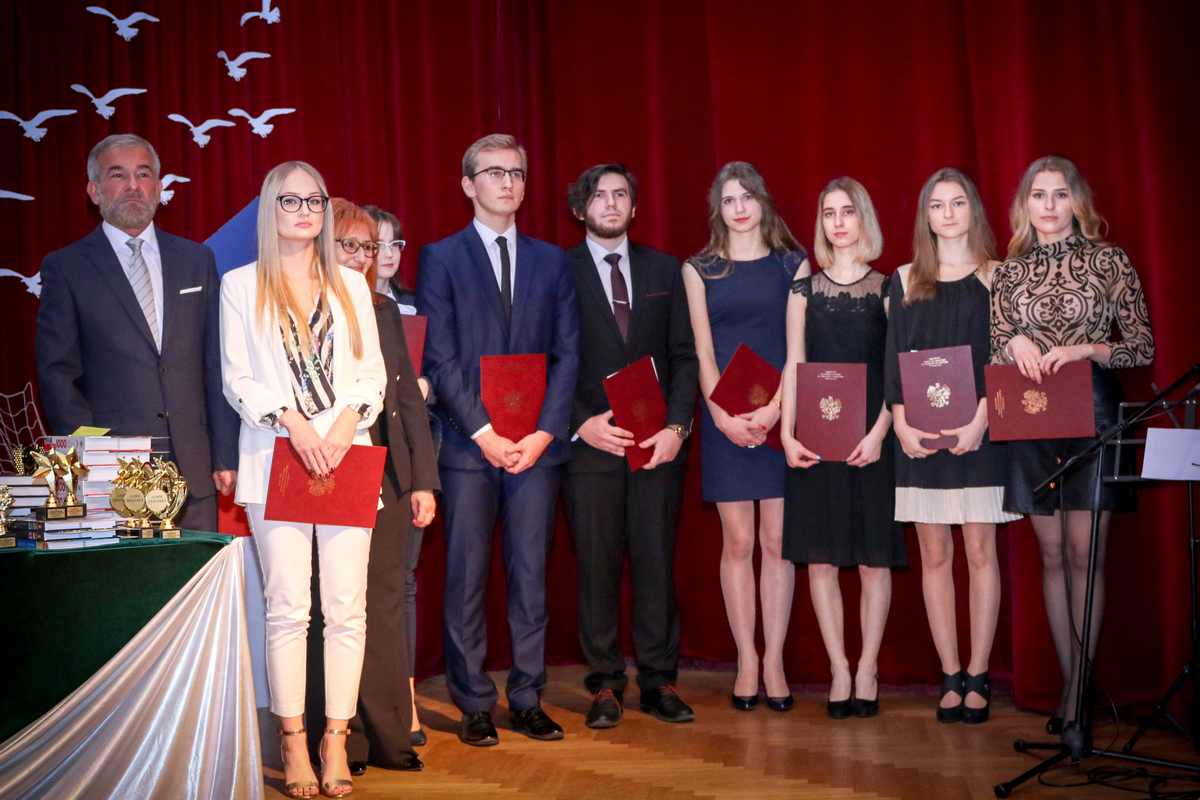 Uroczystość pożegnania tegorocznych maturzystów